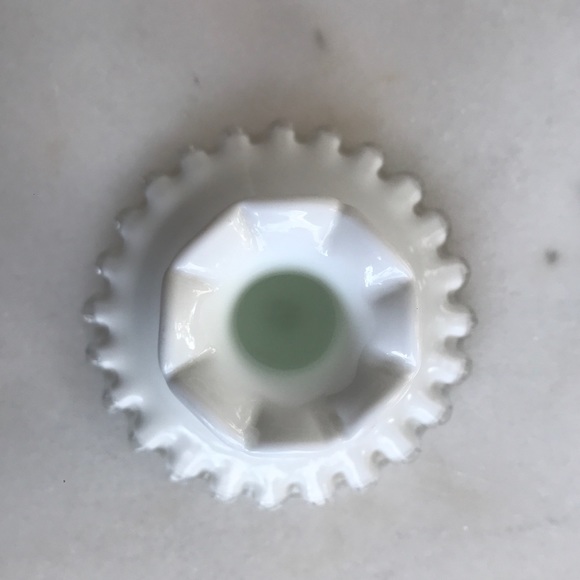 Vintage Fenton ‘Silver Crest’ Lot | Large Divided Basket and Candle Holder - Picture 11 of 12